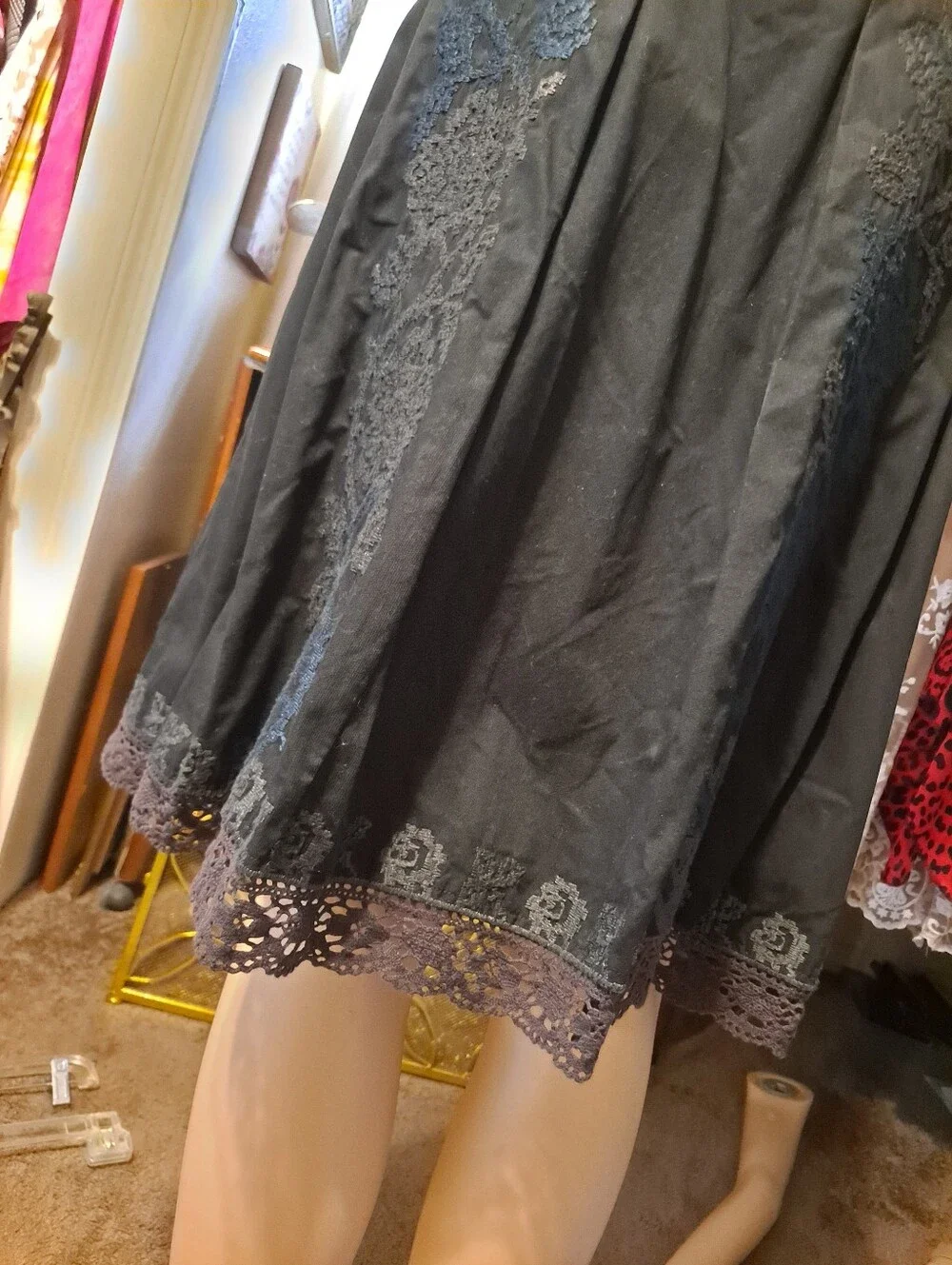 Ann Taylor Cotton Classic Navy Embroidered A-Line Skirt